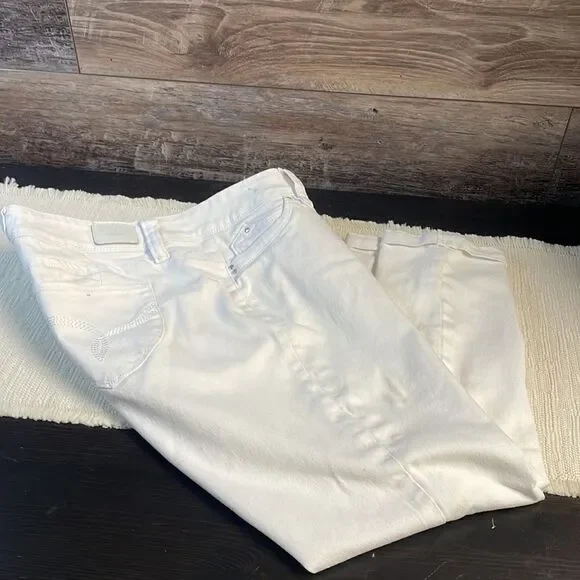 YMI Wanna Betta Butt Jeans White Straight Leg Size 16 - Picture 10 of 11